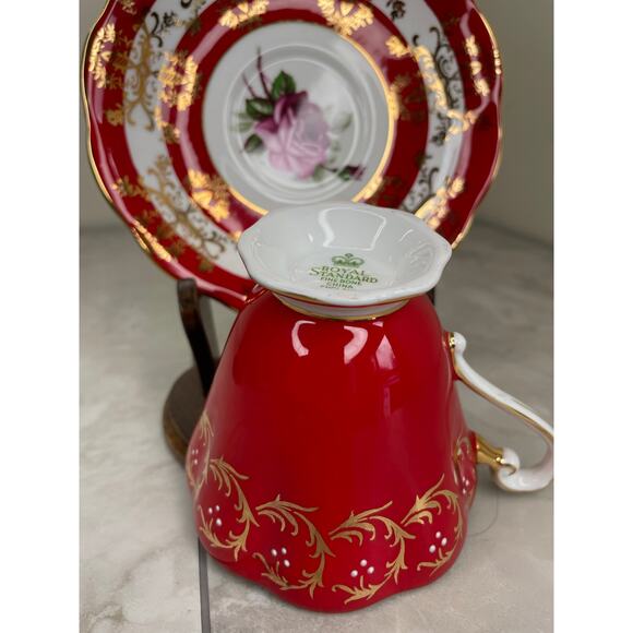 Royal Standard Fine Bone China Teacup and Saucer Red, Gold & White - Picture 2 of 10